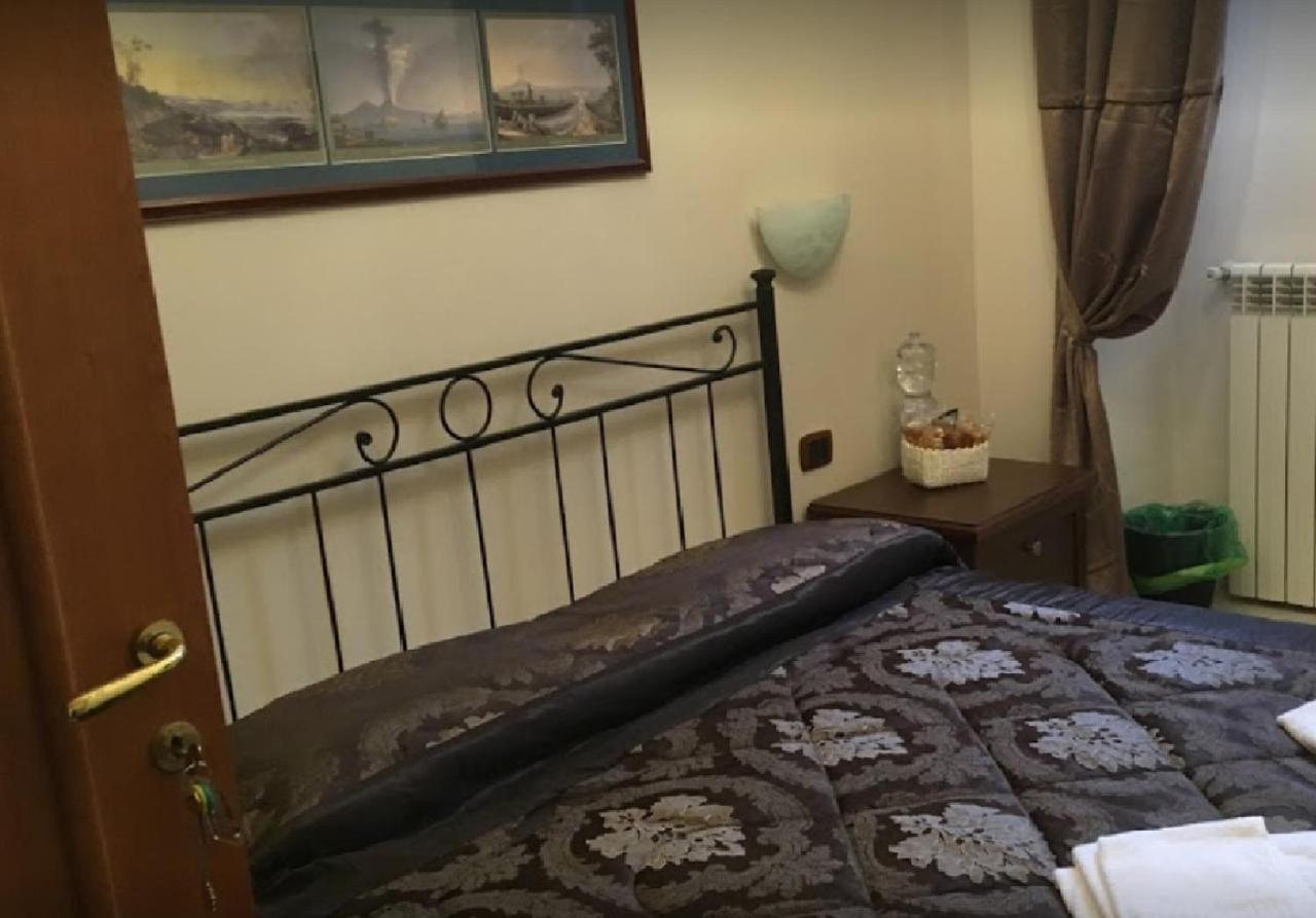 나폴리 A Casa Di Nonna Giulia B&B 외부 사진
